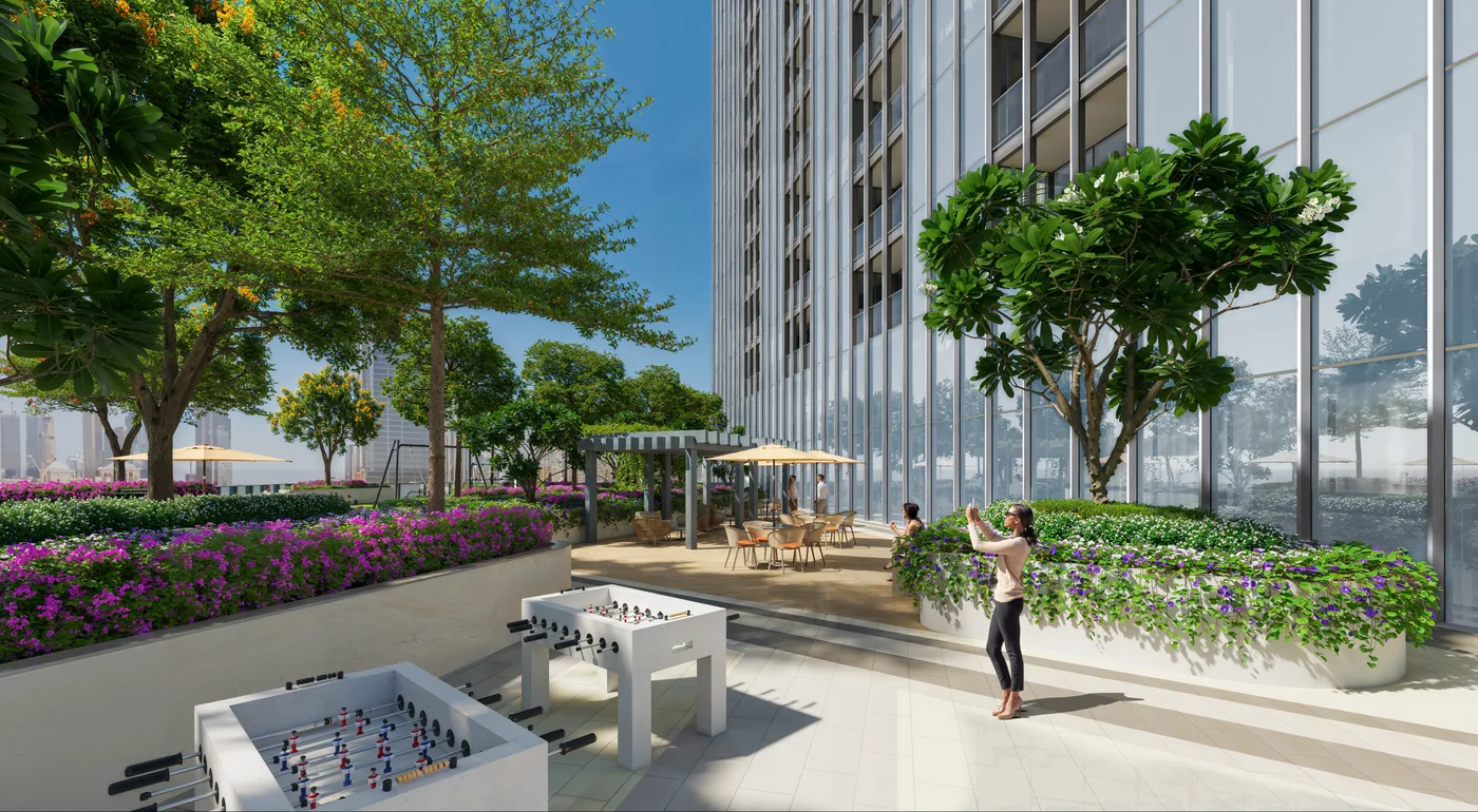 Entertain courtyard — amphitheatre, cinema, dining